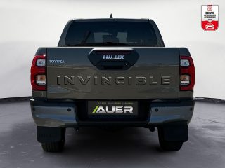 Toyota Hilux Double Cab Invincible 4WD 2,8 MHEV |bei 2-Sitzer Variante 60.800,-