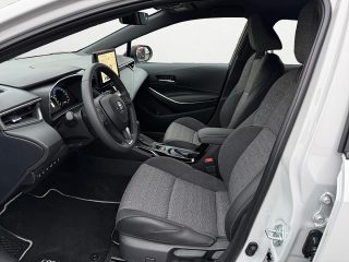 Toyota Corolla TS 1,8 Hybrid Active Drive CVT 140PS