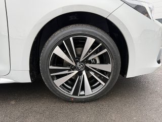 Toyota Corolla TS 1,8 Hybrid Active Drive CVT 140PS