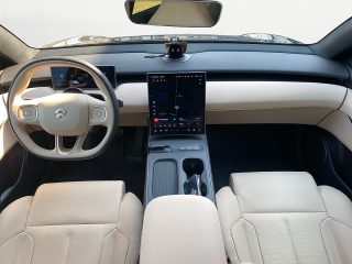NIO Touring Long Range 100kWh