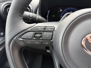 Toyota Yaris 1,5 Hybrid Teamplayer CVT 116PS |+Technik Paket|ab 22.490,-