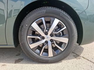 Toyota Proace Verso 2,2 D 180 L1 Teamplayer Aut. mit Navigationspaket und elektrischen Schiebetüren
