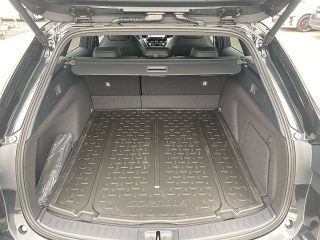 Toyota Corolla 2,0 Hybrid TS Lounge CVT | Systemleistung 178PS|
