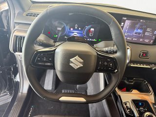 Suzuki eVitara Allgrip-e Shine 61 kWh | 395km Reichweite