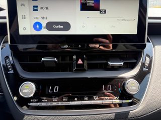 Toyota Corolla Cross 2,0 Hybrid Active Drive | LED | 180PS Systemleistung