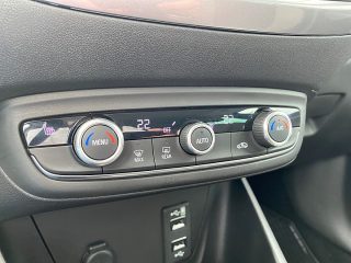 Opel Crossland X 1,5 CDTI Ultimate | Navi | HUD | Winter Paket