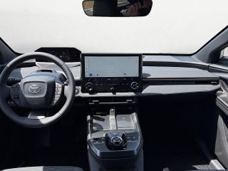 Toyota BZ4X Touring 74,7kWh Teamplayer | 590km Reichweite | ab 44.990,-