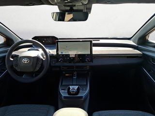 Toyota BZ4X Touring Elektro 74,7kWh Teamplayer | ab €44.770,-