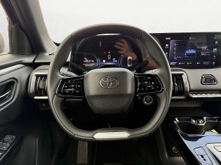 Toyota Urban Cruiser Elektro 61kWh Teamplayer | ab 33.490,-