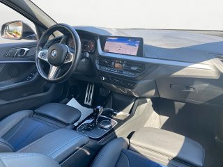 BMW 118i Aut. M-SPORT | LED | Assistenz