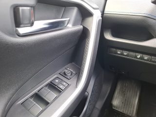 Toyota RAV4 2,5 Hybrid Style CVT 218PS | Navi | LED