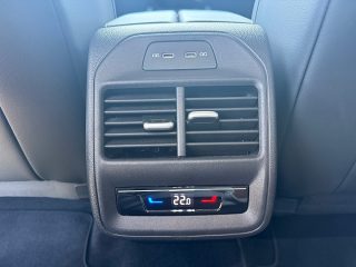 VW Passat Variant 2.0 TDI Elegance DSG | Navi | Kamera | Sitzhzg