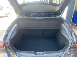 Mazda Mazda3 2,0 Skyactiv Homura | Navi | Kamera