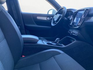Volvo XC40 T4 Momentum Pro Aut. | LED | Winter Paket | AHK