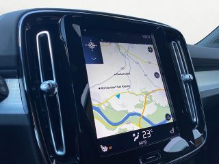 Volvo XC40 T4 Momentum Pro Aut. | LED | Winter Paket | AHK