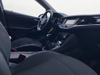 Opel Astra 1,5 D Business Elegance | Winter Paket