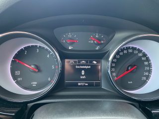 Opel Astra 1,5 D Business Elegance | Winter Paket