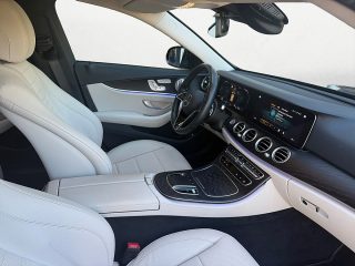 Mercedes-Benz E 220d AMG Line 4Matic Aut. | LED | Navi | AHK