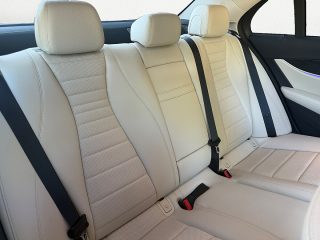 Mercedes-Benz E 220d AMG Line 4Matic Aut. | LED | Navi | AHK
