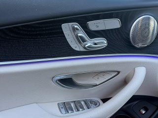 Mercedes-Benz E 220d AMG Line 4Matic Aut. | LED | Navi | AHK