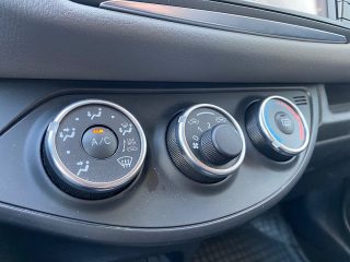 Toyota Yaris 1,4 D-4D Edition45 | Sitzheizung | Kamera