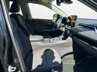 Toyota RAV4 2,5 Hybrid Active Drive CVT 218PS