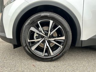 Toyota C-HR 2,0 PHEV Active Drive CVT 223PS | LED|Kamera