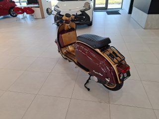 Royal Alloy JPS 350 on road