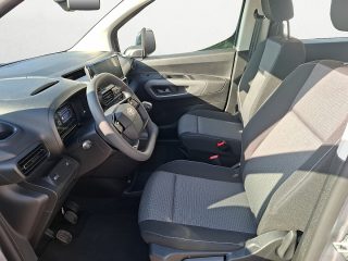 Toyota Proace City Verso L1 1,2 110 Shuttle | ab €25.990,-