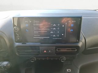 Toyota Proace City Verso L1 1,2 110 Shuttle | ab €25.990,-