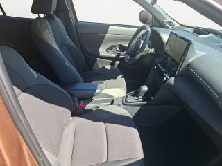 Toyota Yaris Cross 1,5 VVT-i Hybrid 130PS Lounge mit Premiumpaket
