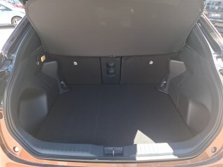 Toyota Yaris Cross 1,5 VVT-i Hybrid 130PS Lounge mit Premiumpaket
