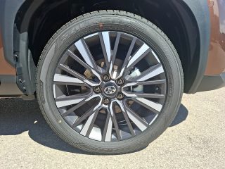 Toyota Yaris Cross 1,5 VVT-i Hybrid 130PS Lounge mit Premiumpaket