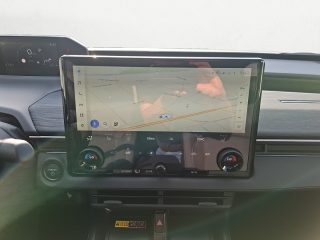 Toyota C-HR+ Elektro 77kWh AWD Lounge mit Sky & Sound Paket