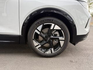 Opel Grandland Electric 73kWh GS | AHK | Sitzheizung |