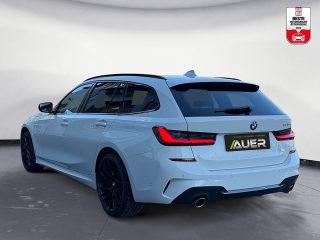 BMW 320e Touring M-Sport Aut. 204PS | Laser | AHK | Navi
