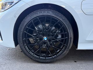 BMW 320e Touring M-Sport Aut. 204PS | Laser | AHK | Navi