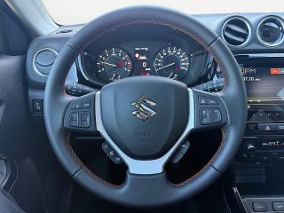 Suzuki Vitara 1.4 Mild Hybrid Flash Allgrip | ab 30.690,- | Jacques Lemans Edition