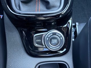 Suzuki Vitara 1.4 Mild Hybrid Flash Allgrip | ab 30.690,- | Jacques Lemans Edition